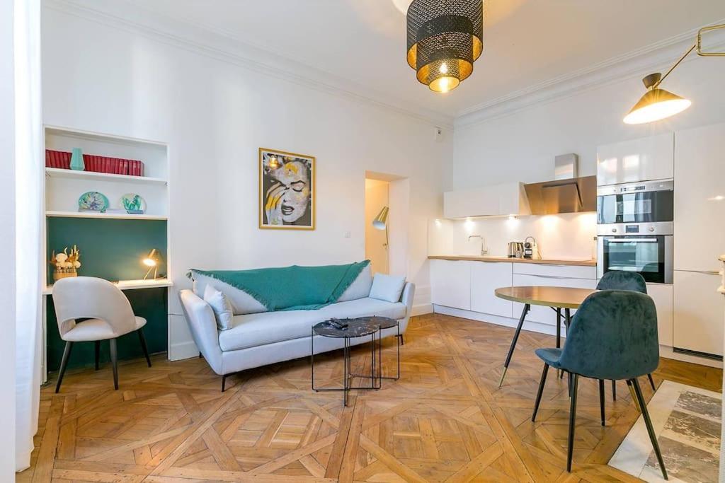 La Closerie Des Cordeliers Dijon Exteriör bild